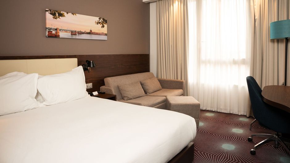 Osko Hotel Toulouse Aeroport Room