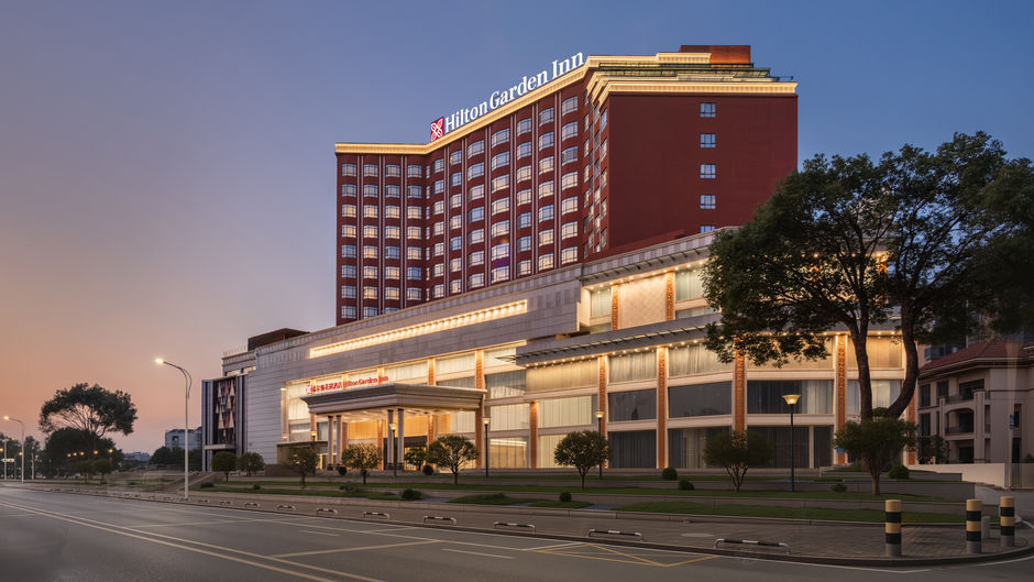 Hilton Garden Inn Dongguan Wanjiang Rd Exterior