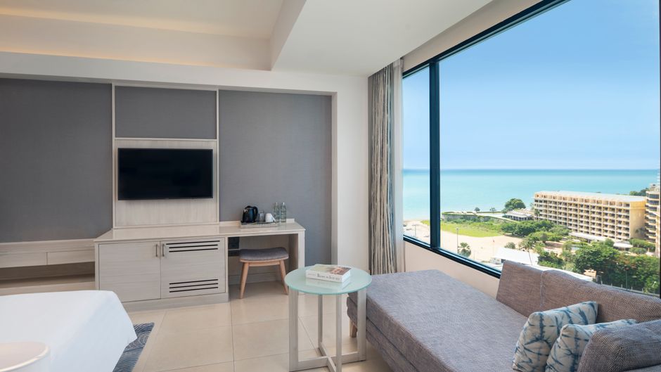 Tropicana Hotel Room