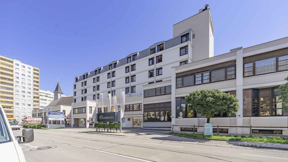 Plaza Inn Wels Exterior
