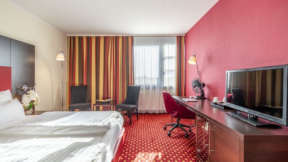 Plaza Inn Wels Room