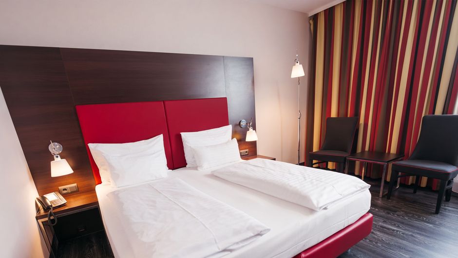 Plaza Inn Wels Room