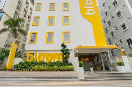 Bloom Hotel - Cyber Towers