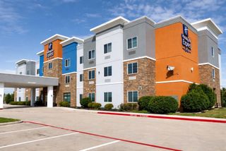 Holiday Inn Express & Suites Bridgeport