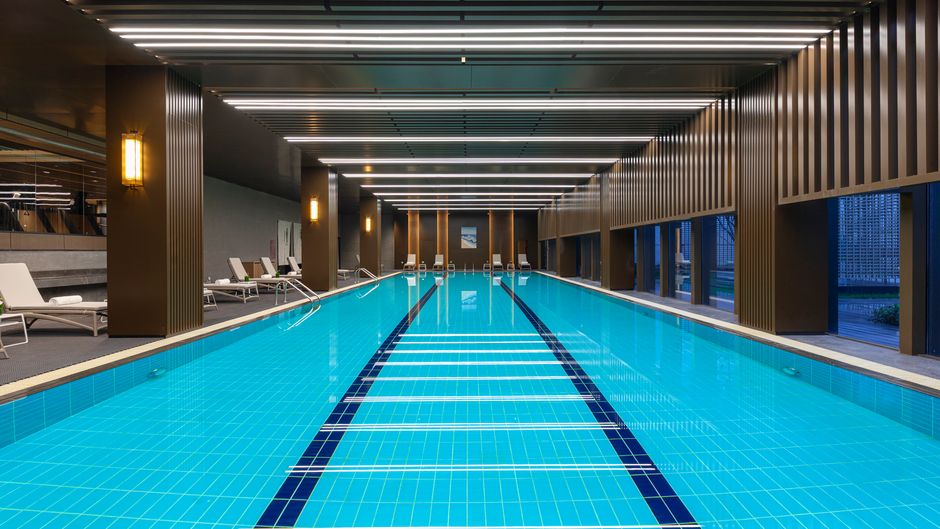 HUALUXE Xianyang Pool