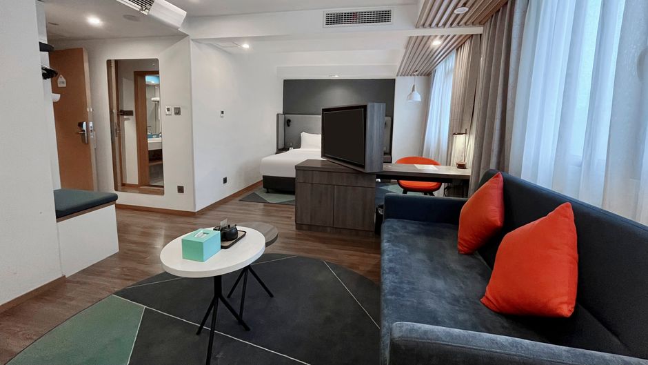 Holiday Inn Express Qingdao City Center Suite