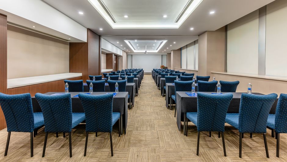 Holiday Inn Express Jinsha Meeting