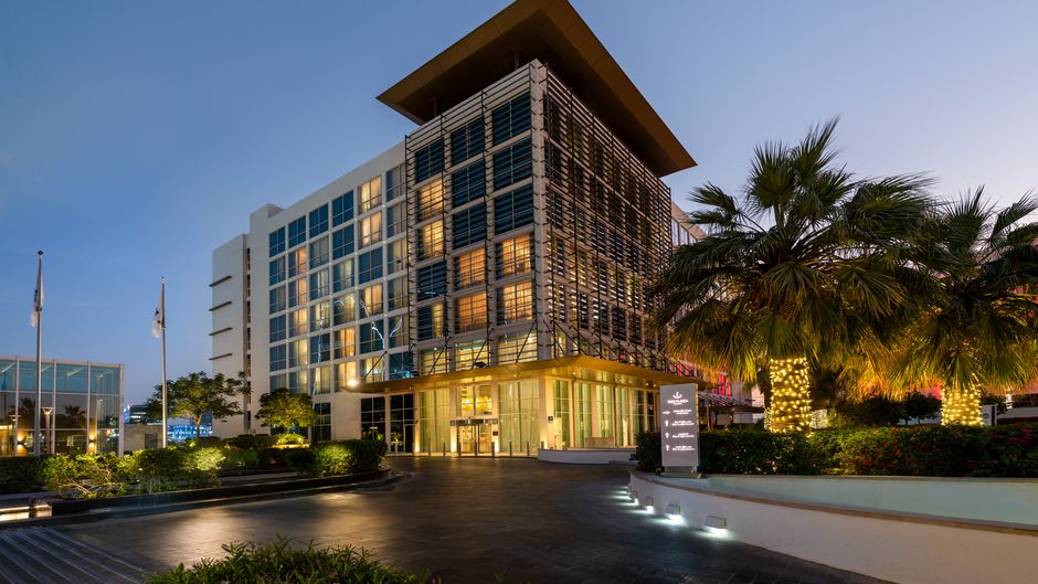 Yas Plaza Circuit Exterior