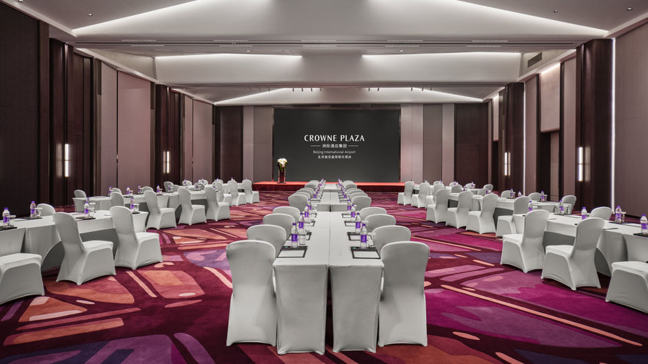 Crowne Plaza International Airport Ballroom