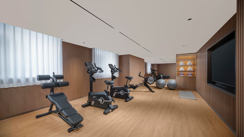 Holiday Inn Exp Qingdao Downtown Health Club