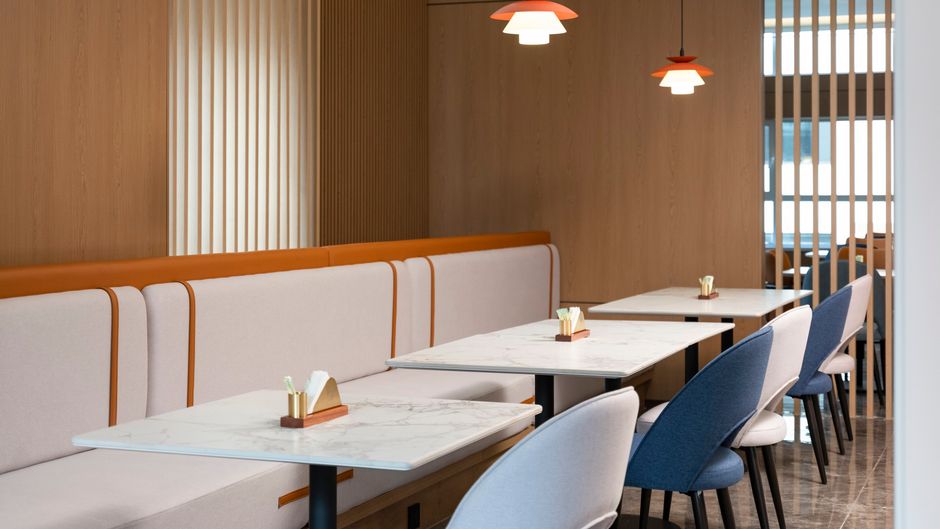 Holiday Inn Exp Qingdao Downtown Restaurant