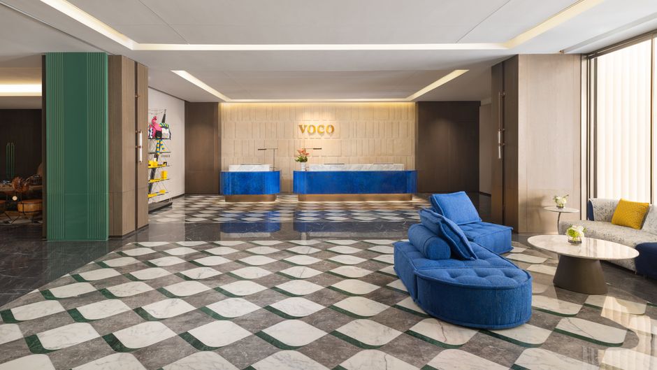 voco Guanqian Street Exterior