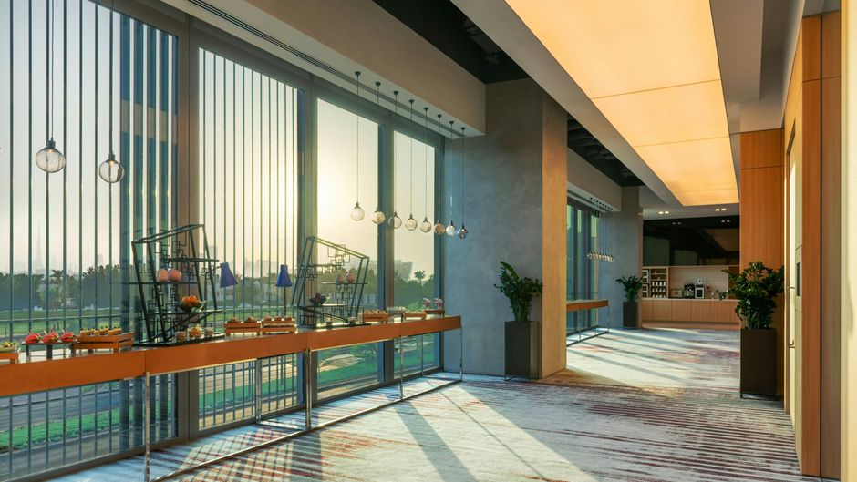 Aloft Dubai Creek Meeting