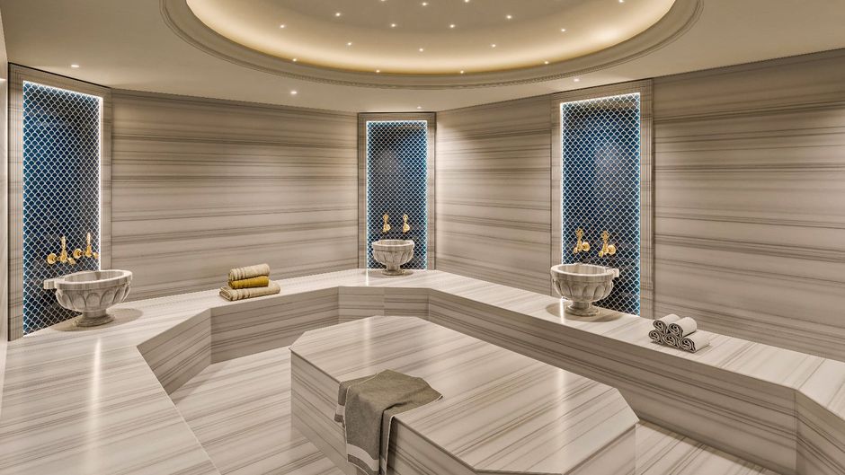 Crowne Plaza West Spa