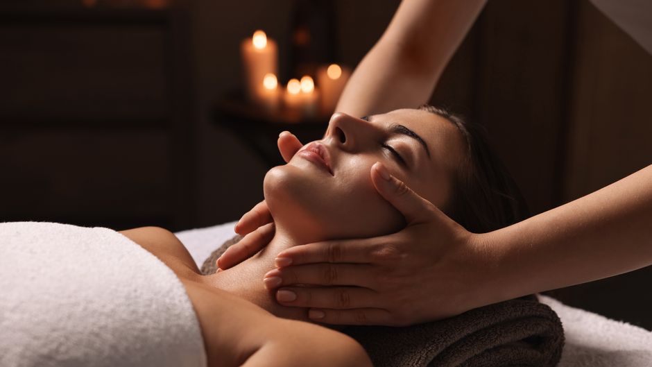 Holiday Inn Express Dubai/Jumeirah Spa