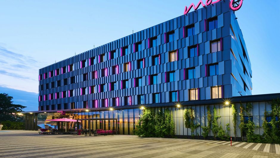 Moxy Katowice Airport Exterior