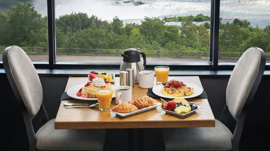 Niagara Falls Marriott on the Falls Restaurant