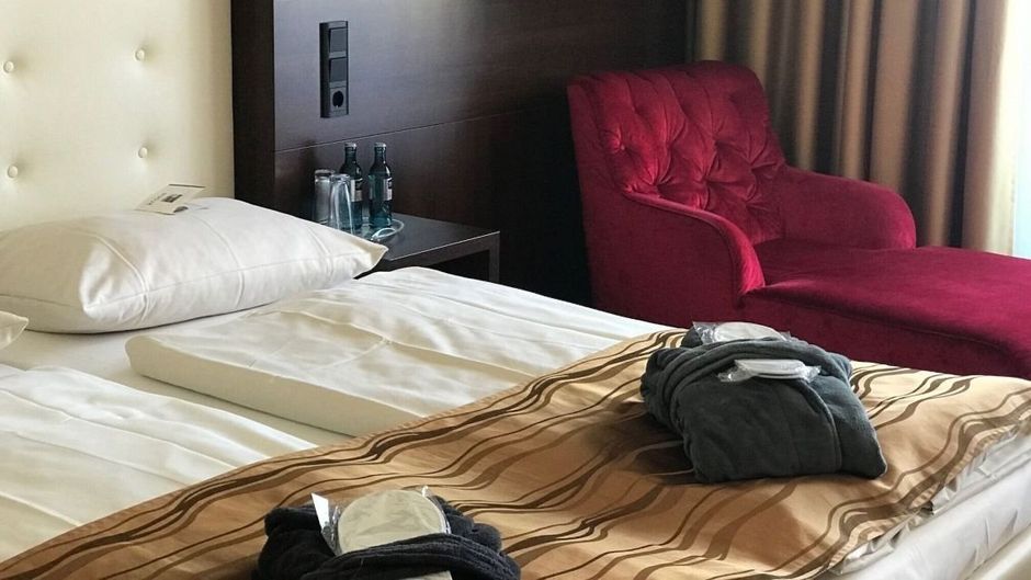 Hotel Zur Krone Room