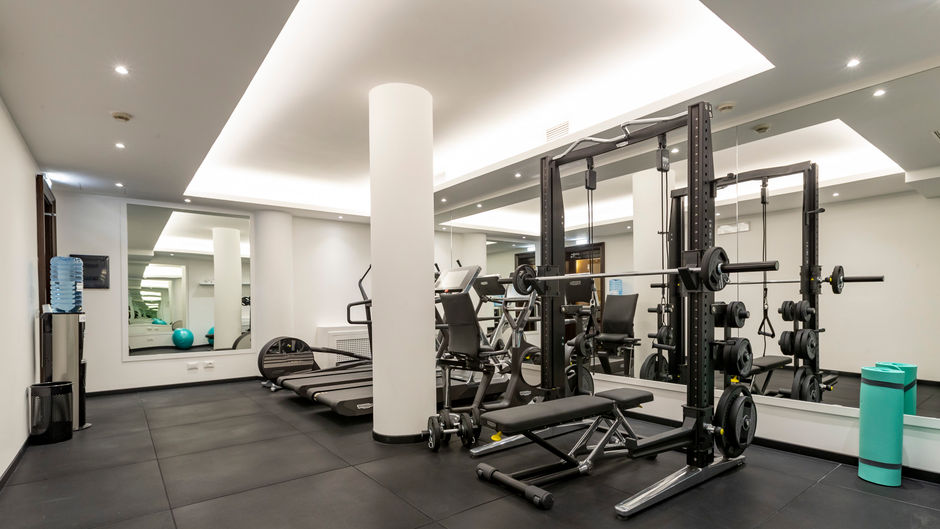 RIVER CHATEAU HOTEL Health Club