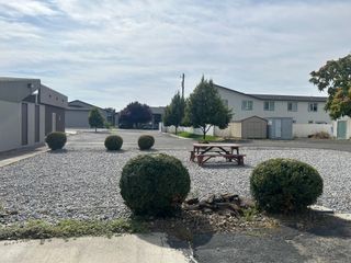 Capri Motel