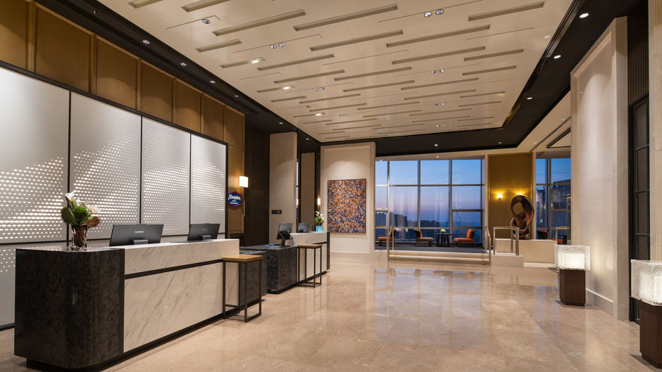 Hampton Bochi Mountain Park Lobby