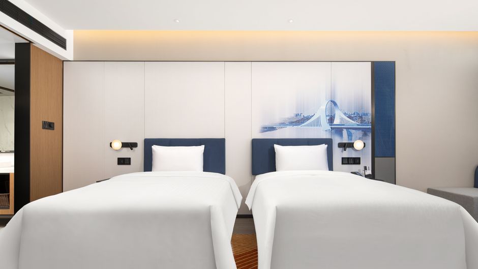 Hampton Bochi Mountain Park Room