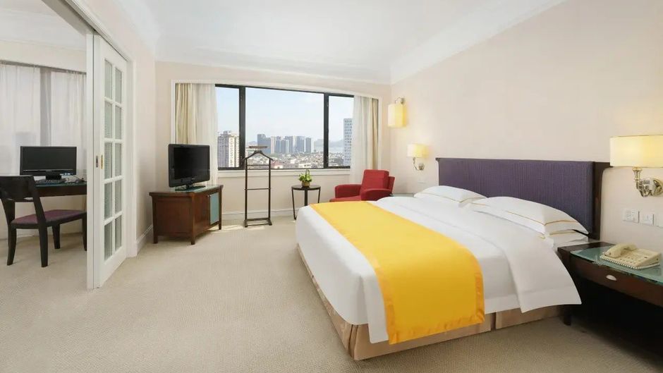 Golden Gulf Hotel Room