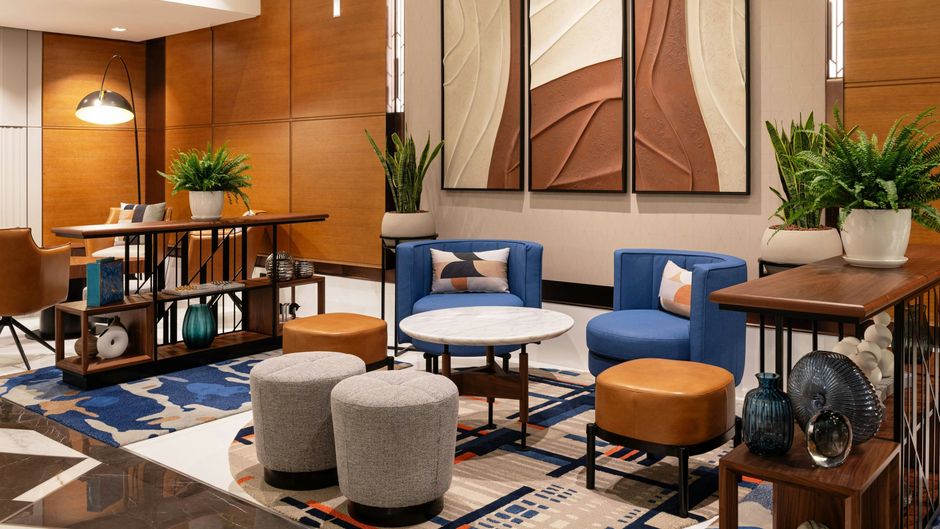 Sheraton Tha Walk Dubai Lobby