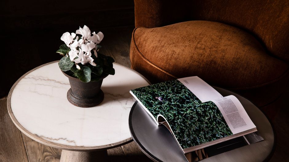 Le Saint-Delis Lobby