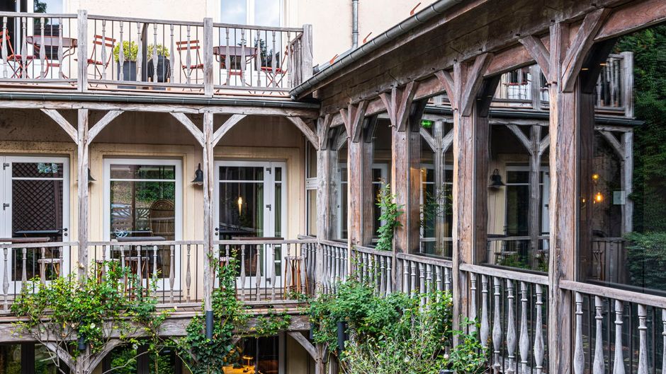 Les Etangs de Corot Exterior
