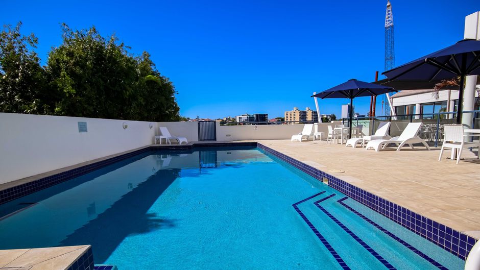 Central Dockside Apartment Hotel Pool