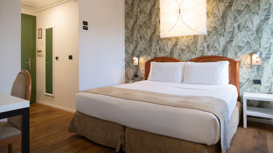 Dei Congressi Hotel Room
