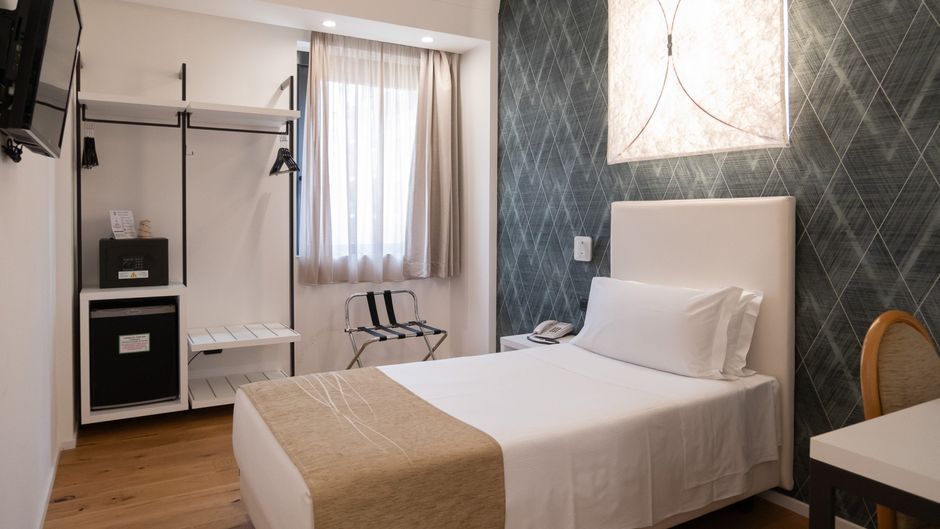 Dei Congressi Hotel Room