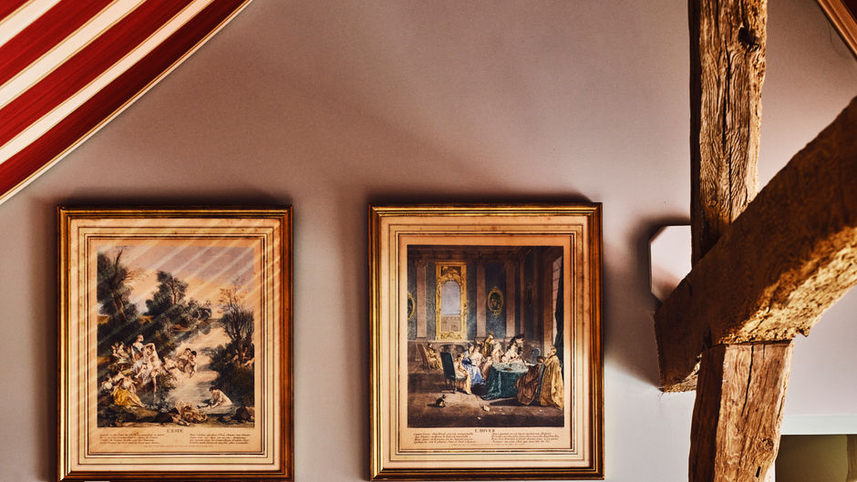 Chateau Louise de la Valliere Lobby