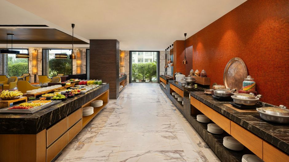 Courtyard by Marriott Bilaspur Restaurant