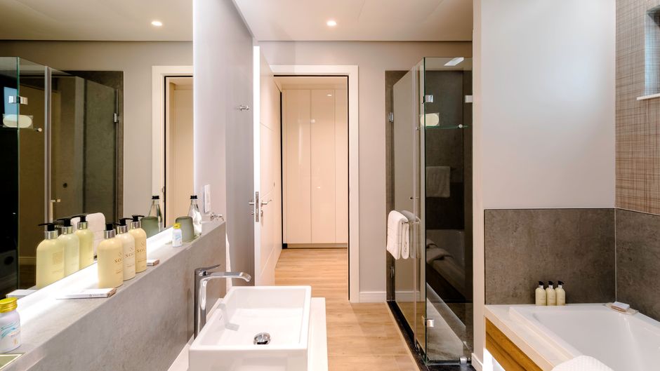 Steyn City Hotel by Saxon Room
