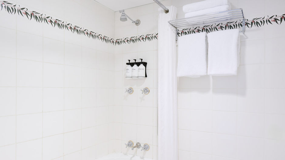 Abode Tuggeranong Room