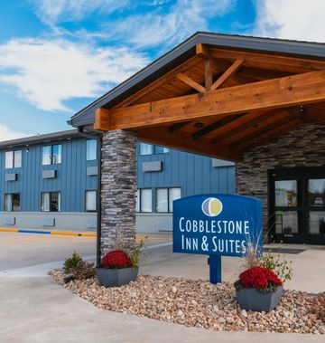 Cobblestone Inn & Suites