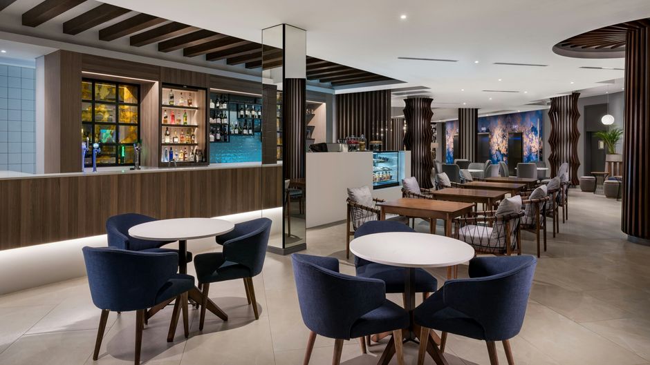 Protea Hotel Wanderers Restaurant