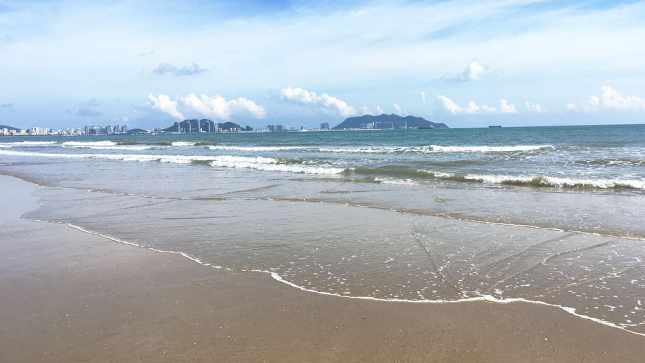 voco Sanya Bay Beach