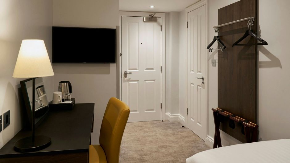 Four Points Flex Kensington Olympia Room