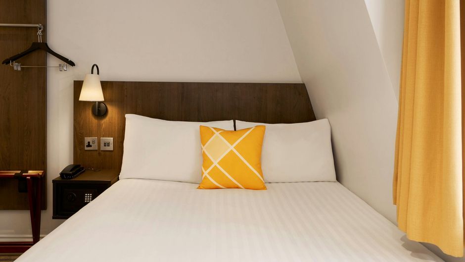 Four Points Flex Kensington Olympia Room