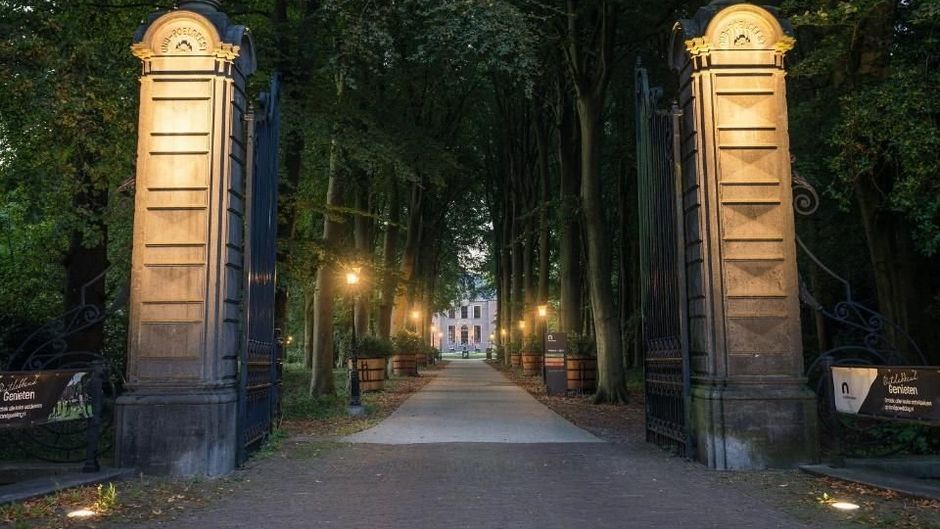 Landgoed Kasteel Oud-Poelgeest Exterior