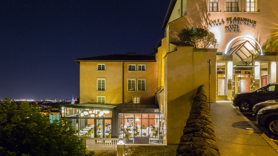 Villa Florentine Exterior