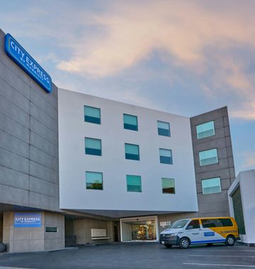 City Express by Marriott Airport