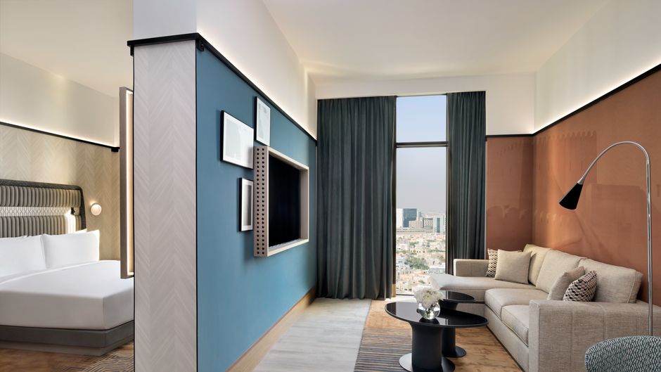 Crowne Plaza Riyadh Al Takhassusi by IHG Suite