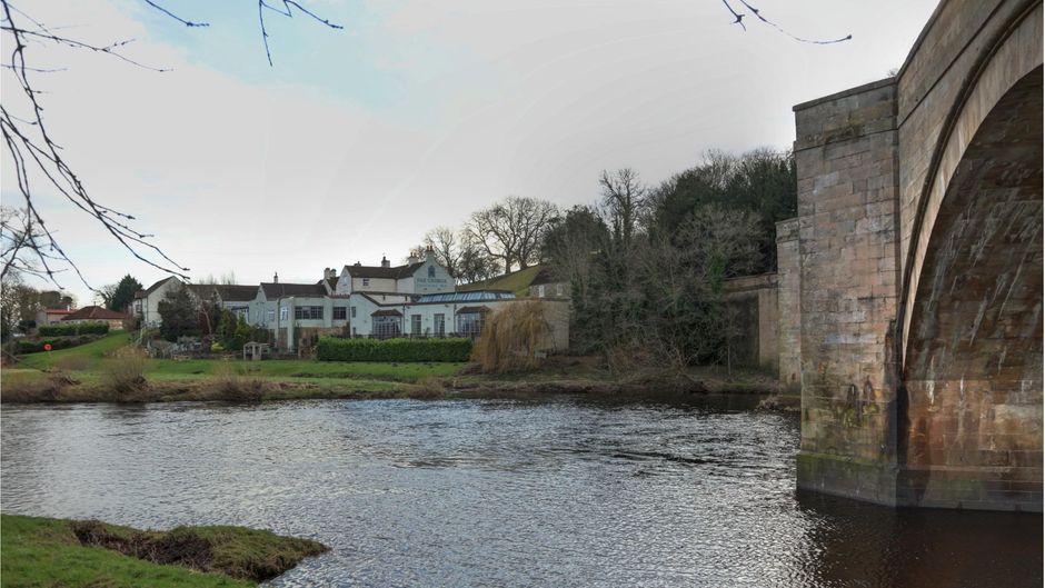 The George Of Piercebridge Exterior