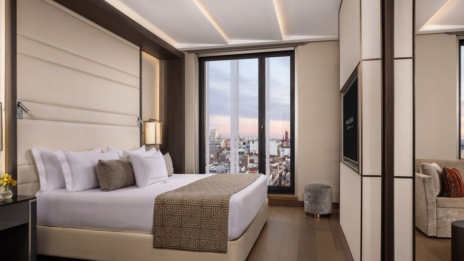 VP Plaza Espana Design Hotel Suite