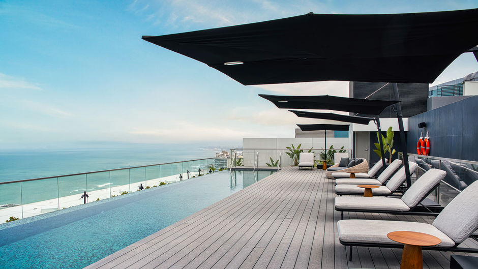 Hotel Indigo Lima Miraflores Pool