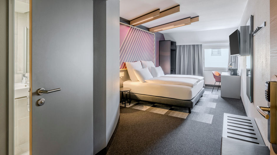 B&B Hotel Munchen-Schwabing Exterior